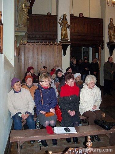 Powicenia kolumny i figury Matki Boskiej w Waplewie Wielkim