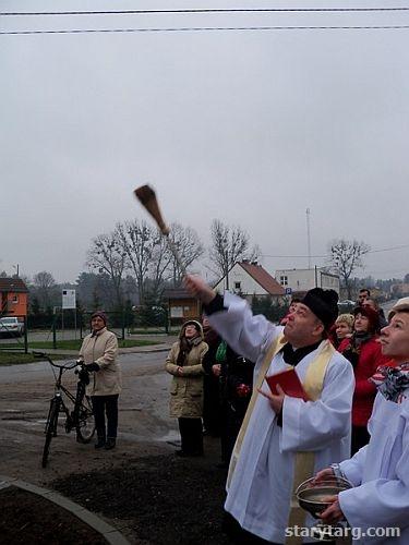 Powicenia kolumny i figury Matki Boskiej w Waplewie Wielkim