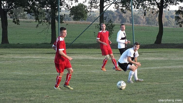 Mecz Powila Stary Targ z Pomezani Malbork