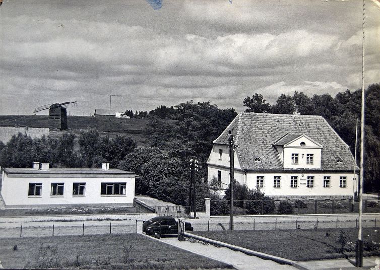 Widok z okna szkoy na ulic Gen. wierczewskiego